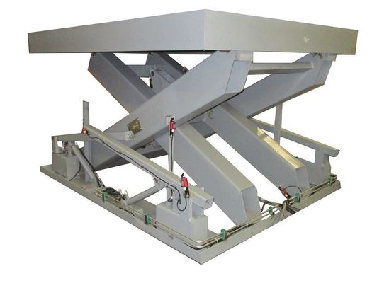 15000kg taşıma kapasitesi ve 2700x2200mm boyutlu hidrolik bacak yükleme iskele masası
